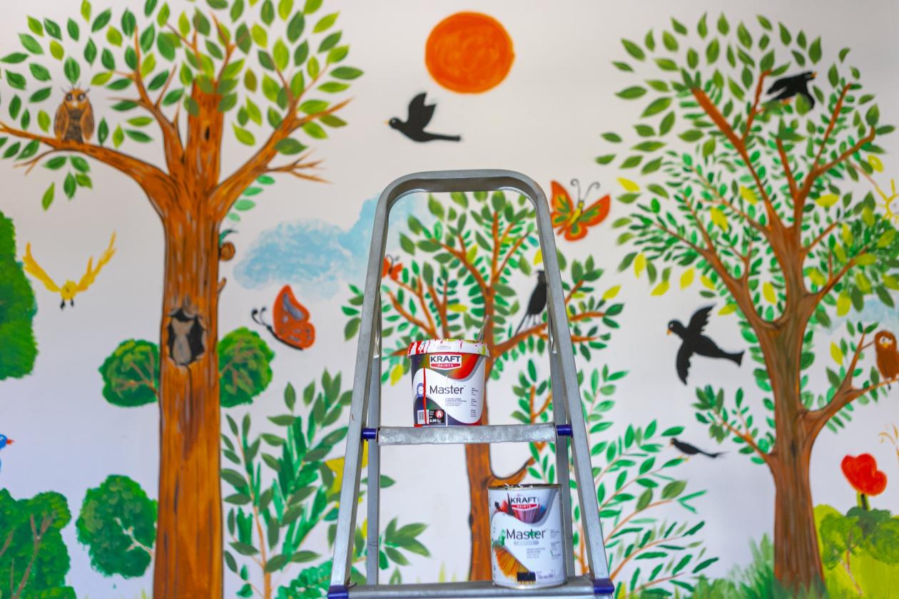 Η KRAFT Paints ξεκινάει τη νέα σχολική χρονιά στο Ίδρυμα Χατζηκώνστα!